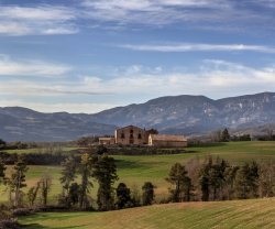 Casa Albets, Cataluna, Lladurs