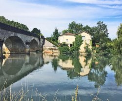 The Riverside Retreat, Nouvelle-Aquitaine, St meme les Carrieres